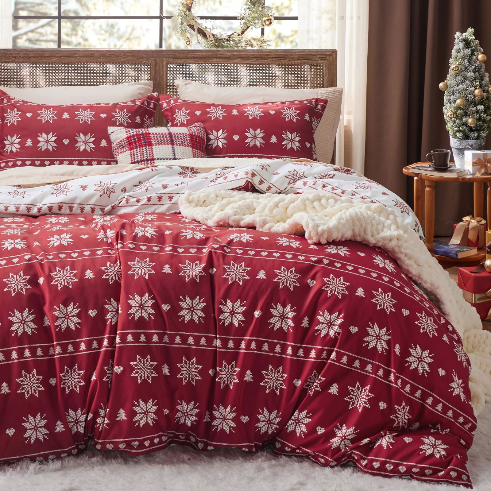 Bedsure Christmas Duvet Cover King - Christmas Bedding King Size, Reversible Buffalo Check Printed Christmas Plaid Duvet Cover, Includes 1 Duvet Cover and 2 Pillow Shams (King, Reindeer) - Grand Goldman