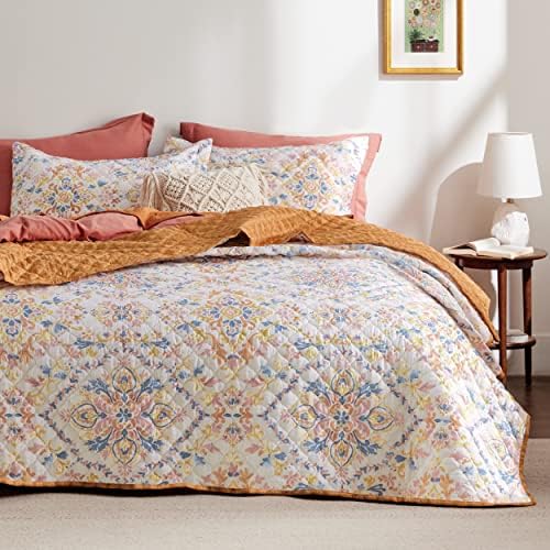 Bedsure Floral Quilt Set Queen - Reversible Blue & White Quilt Bedding Set, Daisy Design Bedspread, 3 Pieces Microfiber Lightweight Coverlet with 2 Pillow Shams for All Seasons (90"x96") - Grand Goldman