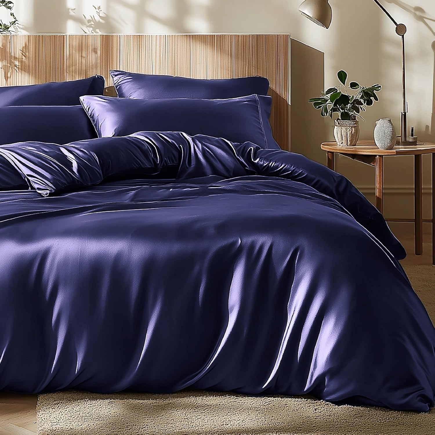 Bedsure Satin Duvet Cover Queen Size, Luxury Silk Like Black Queen Duvet Cover Set, 3 Piece, Ultra Soft and Breathable Bedding Comforter Cover with Zipper Closure and 2 Pillow Shams - Grand Goldman