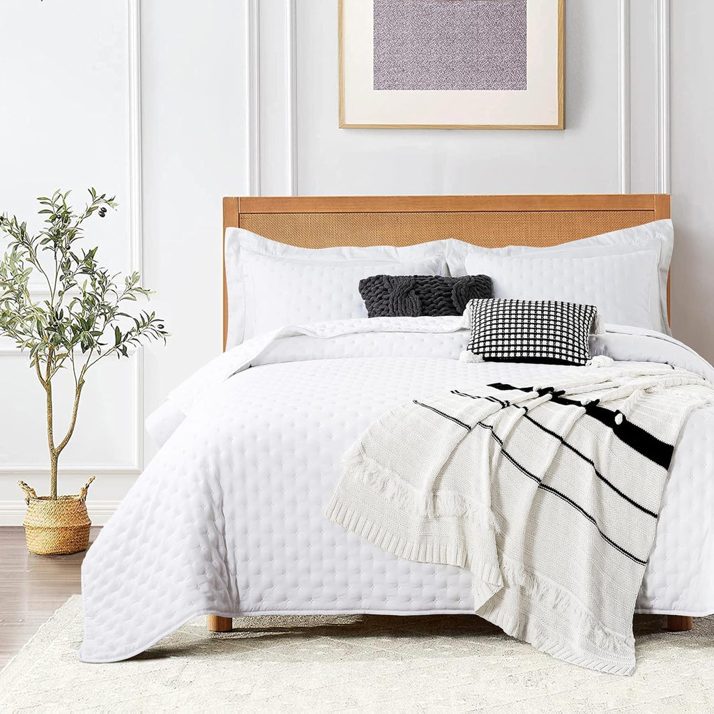 Beige Queen Size Quilt Bedding Sets with Pillow Shams, Lightweight Soft Bedspread Coverlet, Quilted Blanket Thin Comforter Bed Cover, All Season Summer Spring, 3 Pieces, 90x90 inches, Tan Cream - Grand Goldman