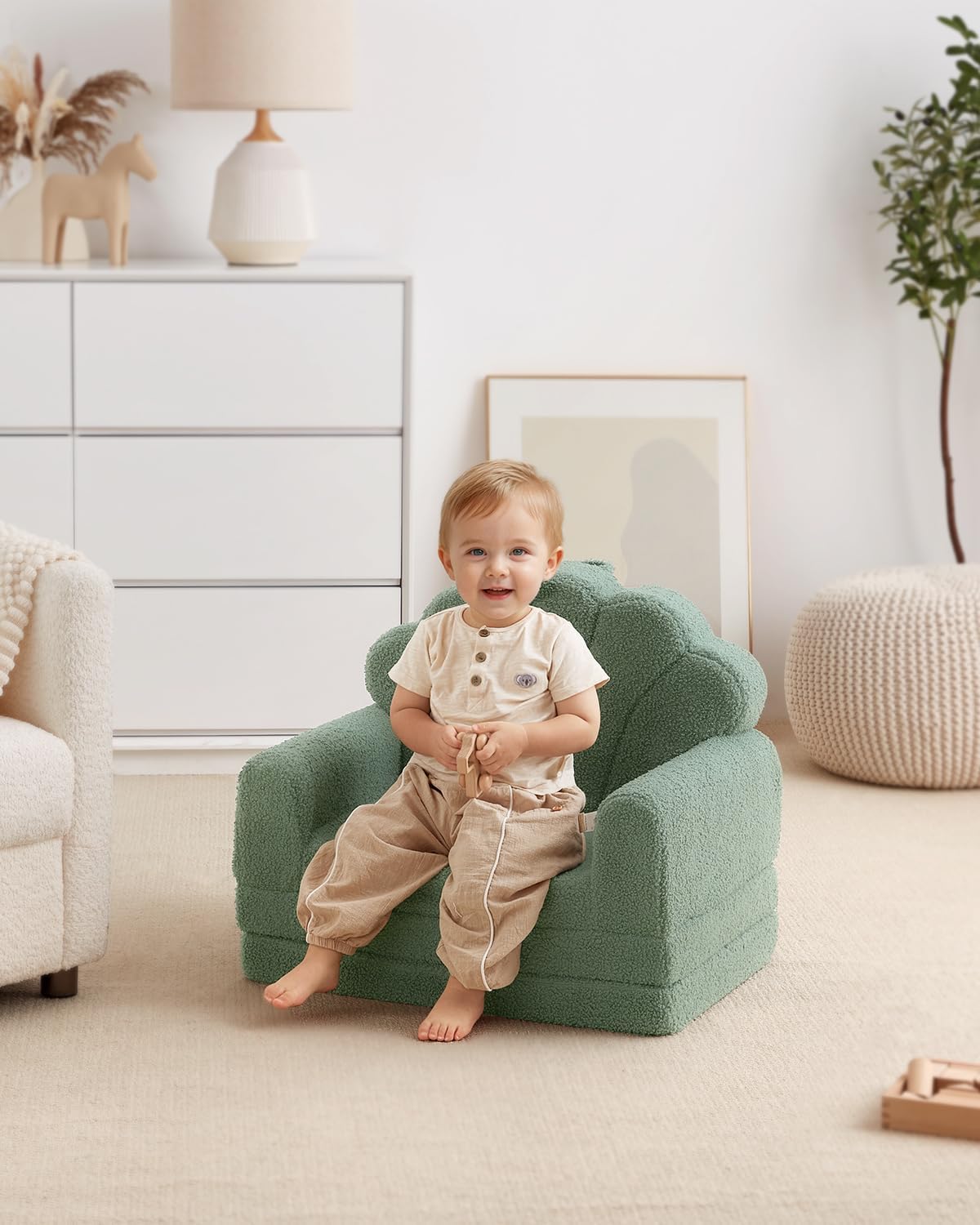 Blissful Diary Kids Couch, 2-in-1 Soft Toddler Couch Fold Out, Toddler Chair Comfy, Convertible Sofa to Lounger with Cute Shell Designs, Green - Grand Goldman