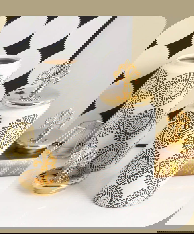 Ceramic Checkmate Jar Ginger Jar Flower Vase White Pattern Storage Tank Porcelain Handicraft Home Decoration Accessories - Grand Goldman