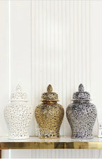 Ceramic Checkmate Jar Hollow Gold Ginger Jar Flower Vase Hollow Storage Tank Porcelain Handicraft Home Decoration Accessories - Grand Goldman