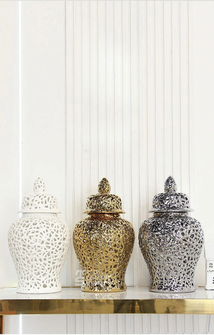 Ceramic Checkmate Jar Hollow Gold Ginger Jar Flower Vase Hollow Storage Tank Porcelain Handicraft Home Decoration Accessories - Grand Goldman
