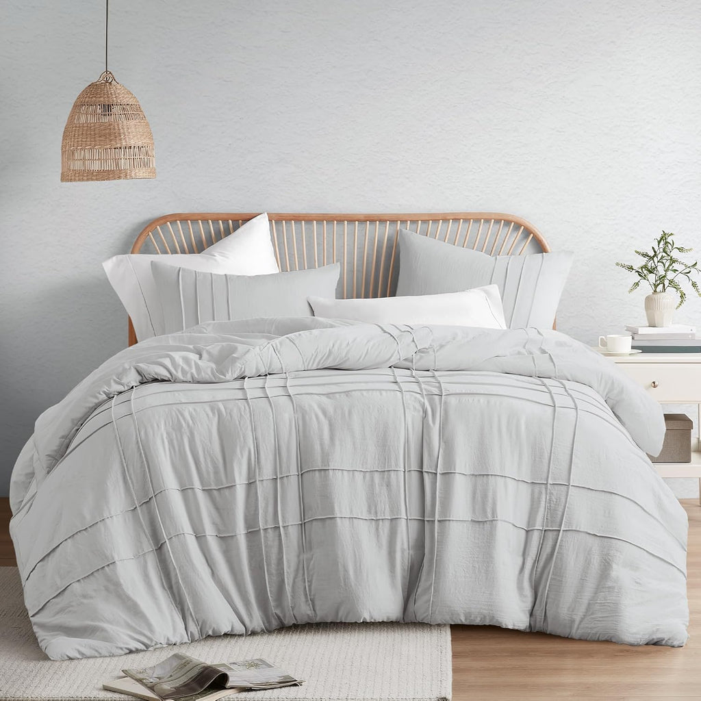 Comfort Spaces Cream Queen Size Duvet Cover Set - 3 Pieces Pintuck Pleated Duvet Cover Queen, All Season Lightweight, Extra Softness Pre-Washed Microfiber Queen Bedding Cover Shams, Full/Queen - Grand Goldman