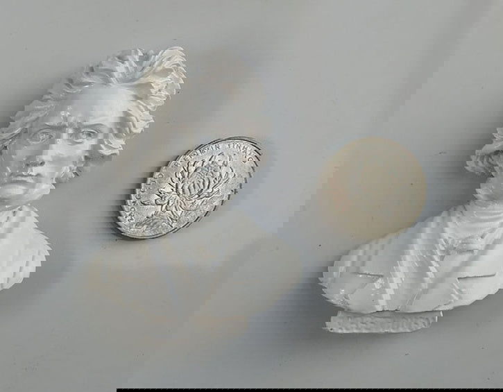 Creative European figure sculpture head fridge magnet - Grand Goldman