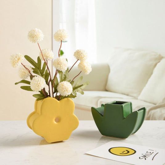 Cute Tabletop Ceramic Flower Vase - Grand Goldman