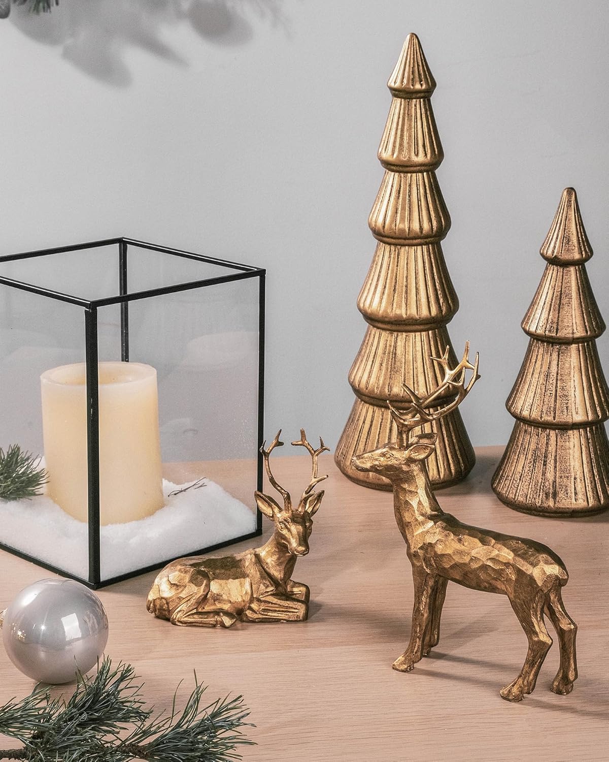 DN DECONATION 2PCS Christmas Resin Reindeer Figurines Small Gold Deer Decorative Statues Resting Lucky Deer Sculptures for Indoor Home Decor Tabletop Mantle Cabinet Desktop Office - Grand Goldman