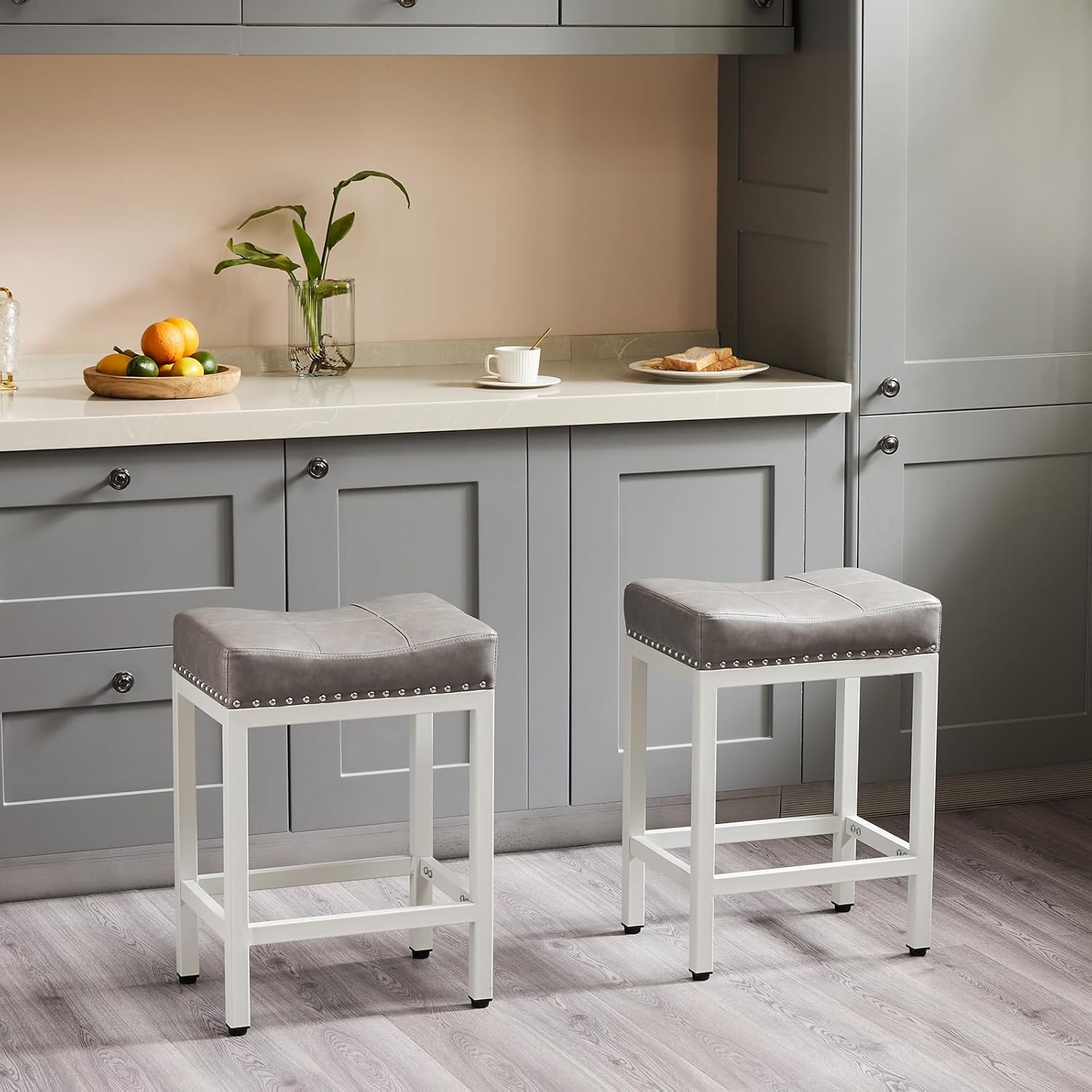 DUMOS Bar Stools Set of 4, 24 inch Counter Height Bar Stools, Upholstered Modern Kitchen Barstools with Metal Base, PU Leather Saddle Stools for Kitchen Island, Grey - Grand Goldman