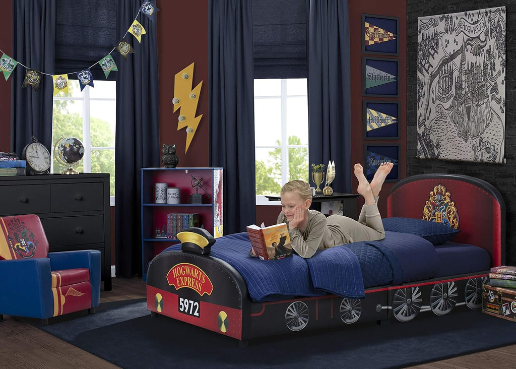 Delta Children Upholstered Twin Bed, Marvel Spider Man - Grand Goldman