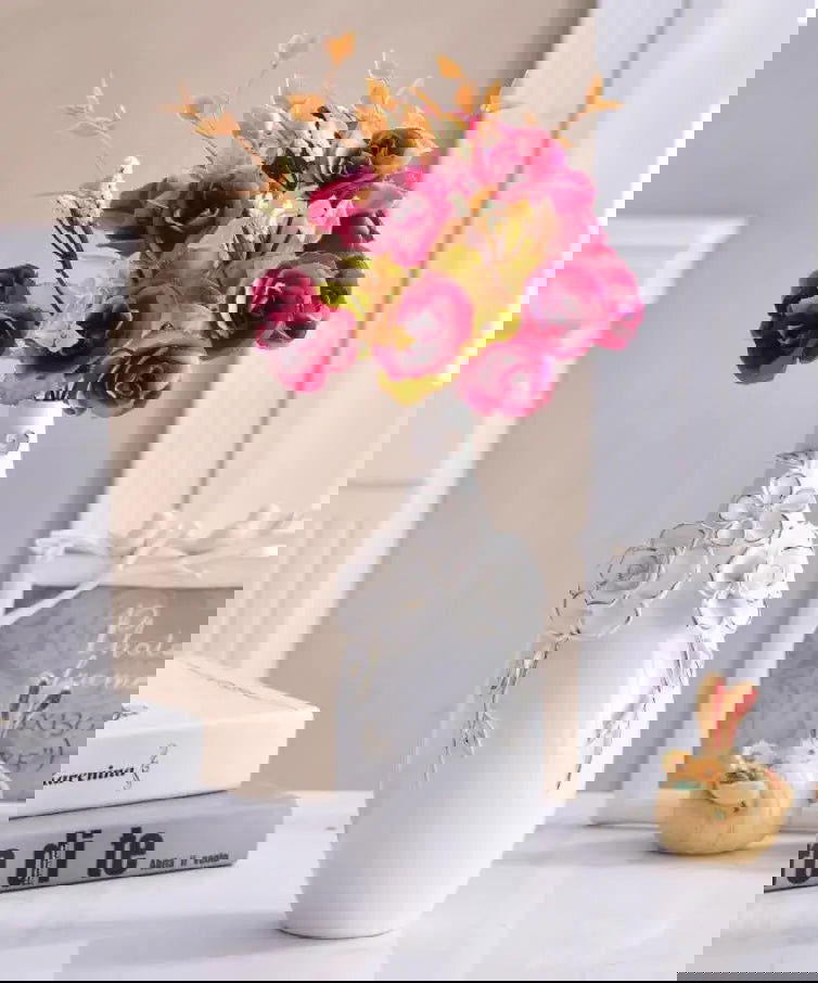 Europe Gilt Frosted Porcelain Vase Vintage Advanced Ceramic Flower Vase For Room Study Hallway Home Wedding Decor With Flower - Grand Goldman