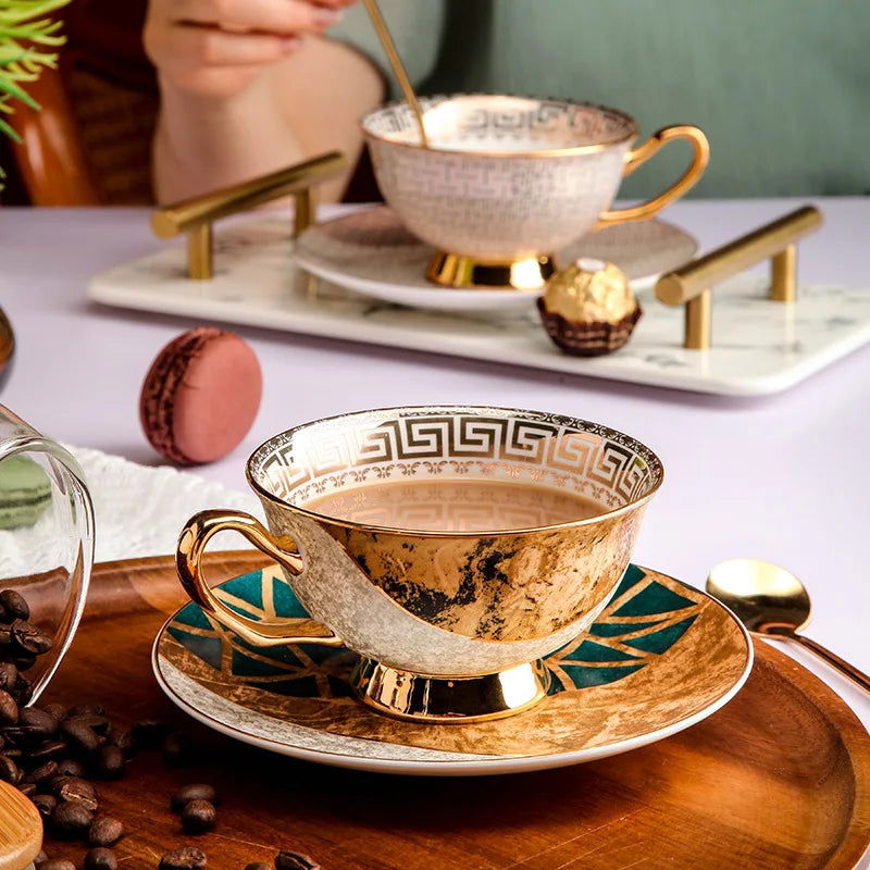 European Coffee Set Bone China Coffee Cup And Saucer Set Retro Luxury Porcelain Cup For Birthday Gift Couple Set With Gift Box - Grand Goldman