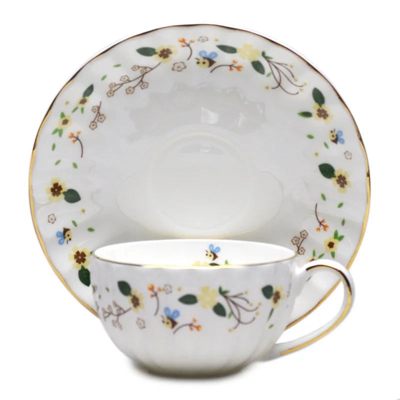 Exquisite British Bone China Coffee Cup Set Farmhouse Style Floral Ceramic Mug Afternoon Tea Black Tea Cup and Saucer Combination for Bar - Grand Goldman