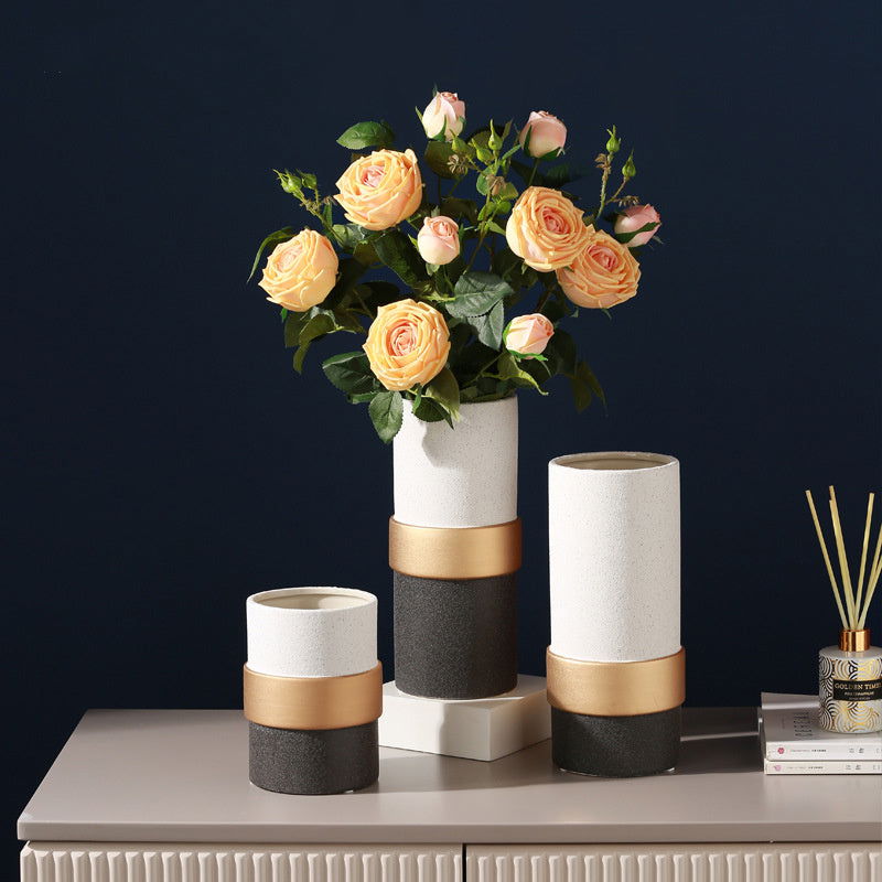 Fashionable Nordic Creative Ceramic Vase - Grand Goldman