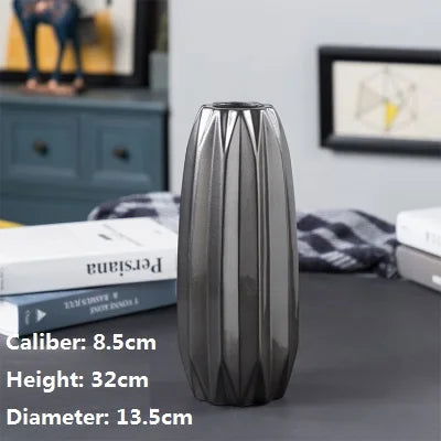 GOTHAM Modern Black Ceramic Tabletop Urns Flowerpot Vase Handmade Geometric Design Living Room Home Creative Wedding Decoration Amphora - Grand Goldman