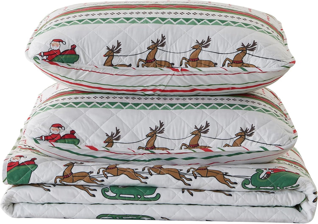 Great Bay Home 2-Piece Christmas Quilt Set with Shams. Reversible Bedspread Coverlet with Holiday Pattern. Holly Collection (Twin/Twin XL) - Grand Goldman