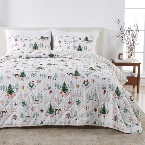 Great Bay Home 2-Piece Christmas Quilt Set with Shams. Reversible Bedspread Coverlet with Holiday Pattern. Holly Collection (Twin/Twin XL) - Grand Goldman