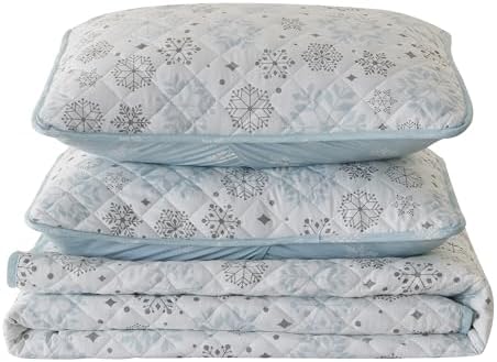 Great Bay Home 2-Piece Christmas Quilt Set with Shams. Reversible Bedspread Coverlet with Holiday Pattern. Holly Collection (Twin/Twin XL) - Grand Goldman
