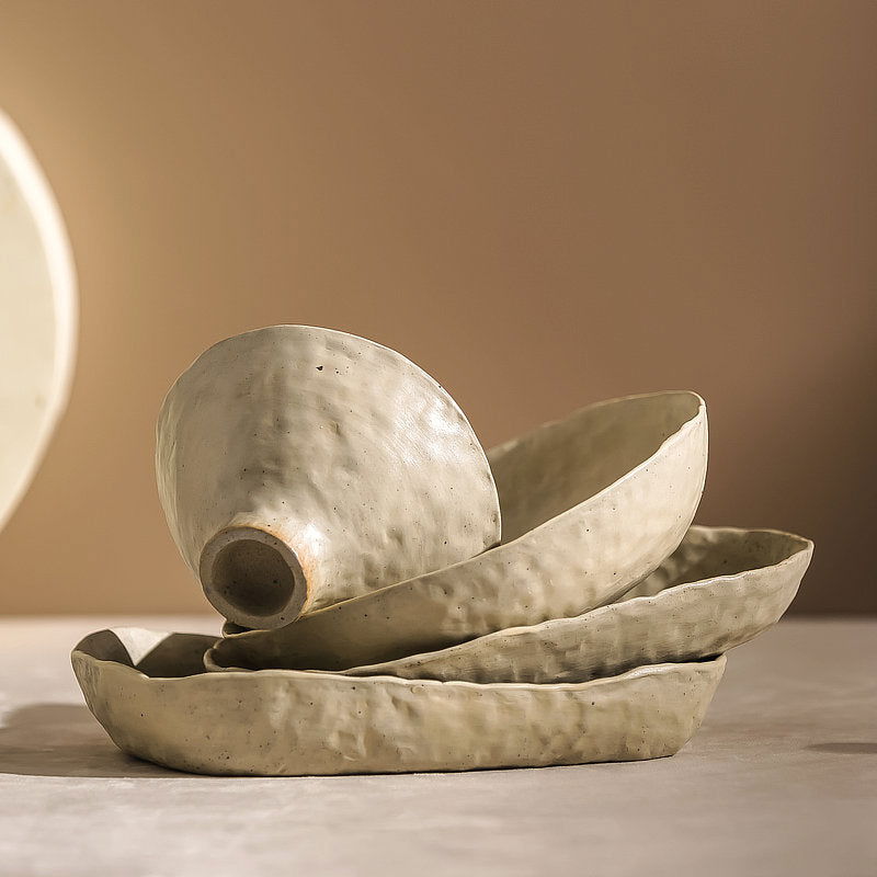 Hand-squeezed shallow dish Japanese food container - Grand Goldman