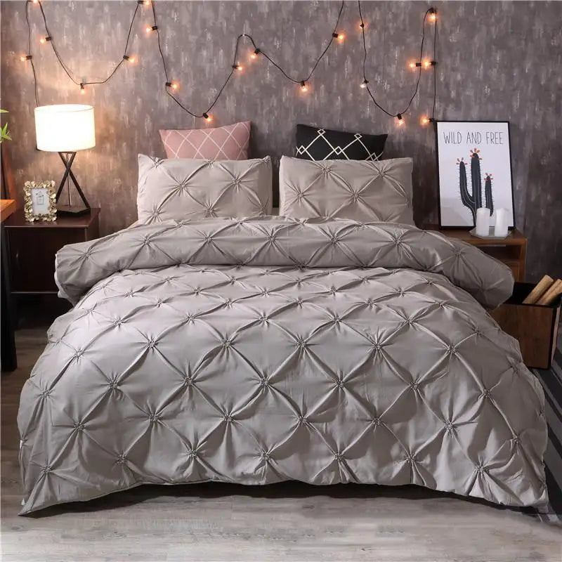 Luxury Pinch Pleat Black Bedding Comforter Bedding Sets Bed Linen Duvet Cover Set Bedding Queen King Size Bedclothes Bed Set