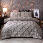 Luxury Pinch Pleat Black Bedding Comforter Bedding Sets Bed Linen Duvet Cover Set Bedding Queen King Size Bedclothes Bed Set