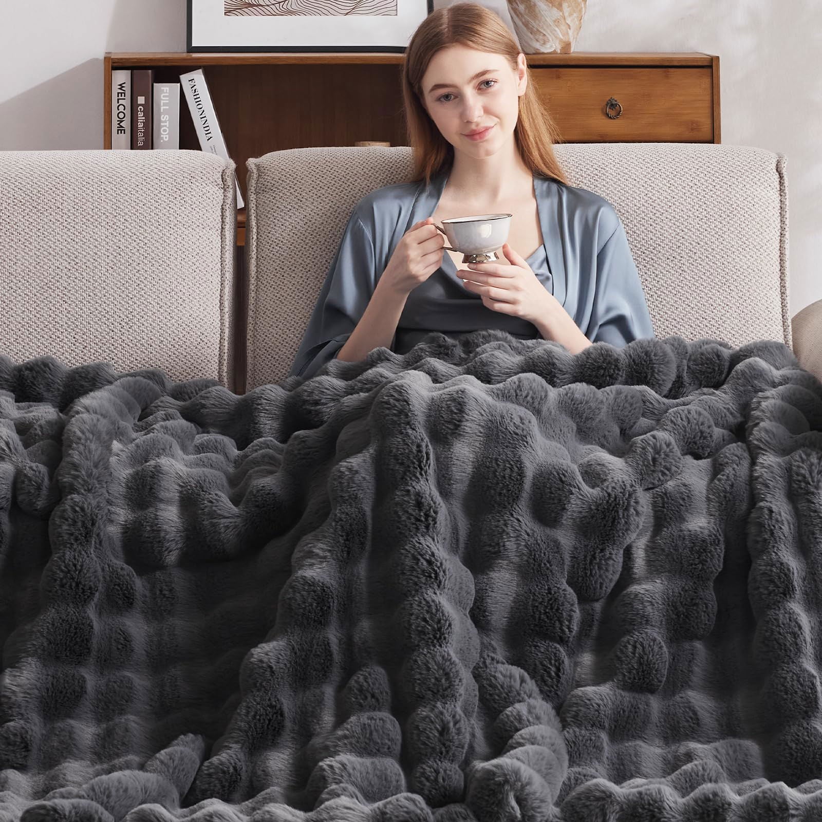 Heated Blanket Throw with 4 Hours Auto-Off 6 Heat Level, 50'' * 60'' Cozy Faux Rabbit Fur Bubble Electric Blanket with Overheat Protection, Soft Fast Heating Blanket with ETL (Dark Grey) - Grand Goldman