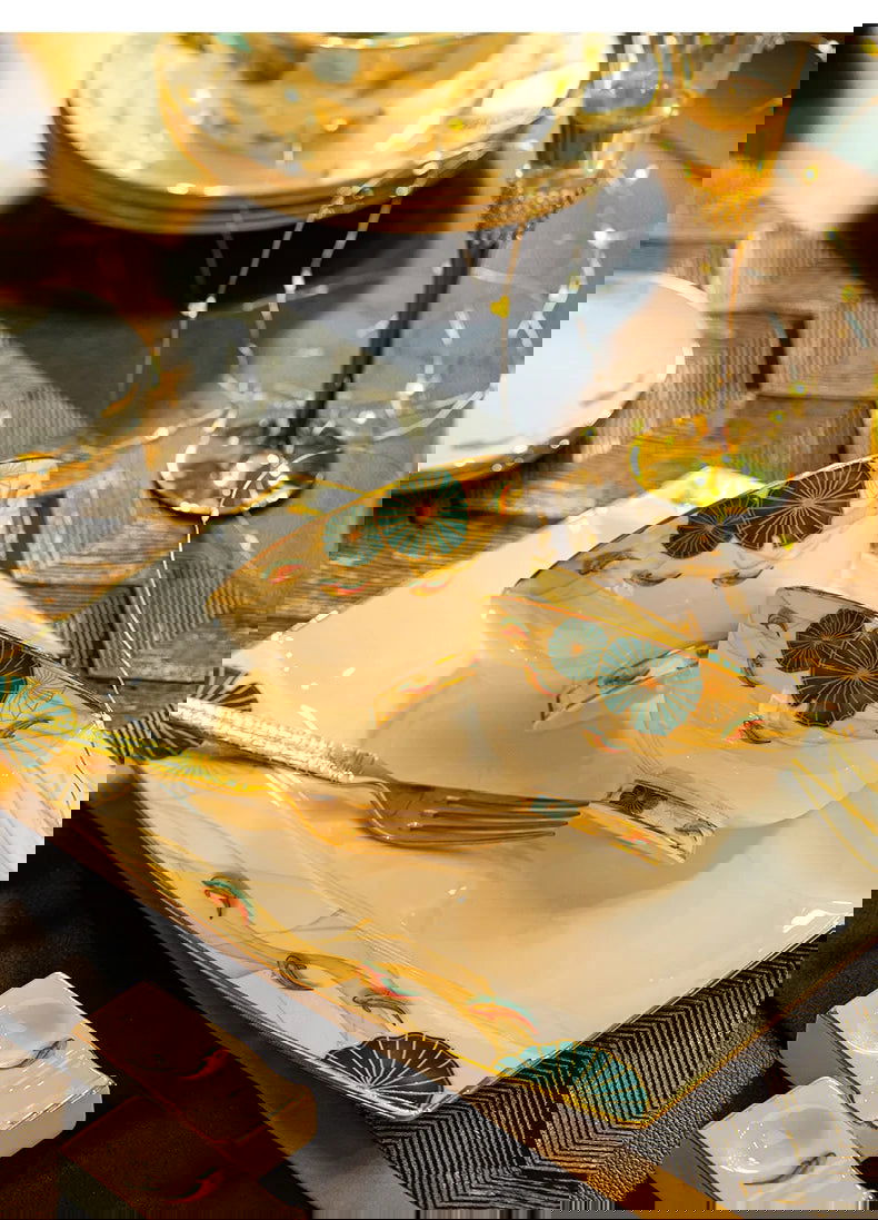 High-end Bone China Dinnerware Set for Elegant Dining and Entertaining Chinese Bowls and Plates for Wedding Gifts & Housewarming - Grand Goldman