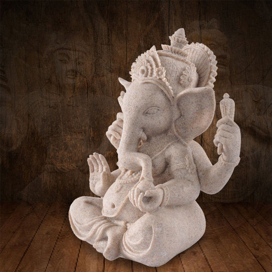 Hindu rock statue - Grand Goldman