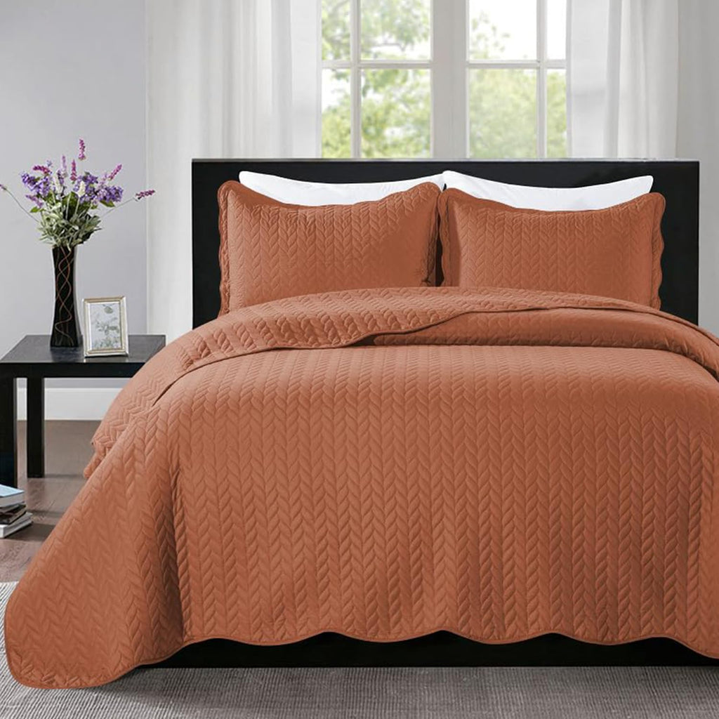 IR Imperial Rooms Queen Quilt Bedding Set Size (90" x 96") + 2 Pillow Shams (20" x 26"+ 2") - 3 Pcs All Season Lightweight Reversible Microfiber Coverlet Embossed Quilt Bedspread (White) - Grand Goldman