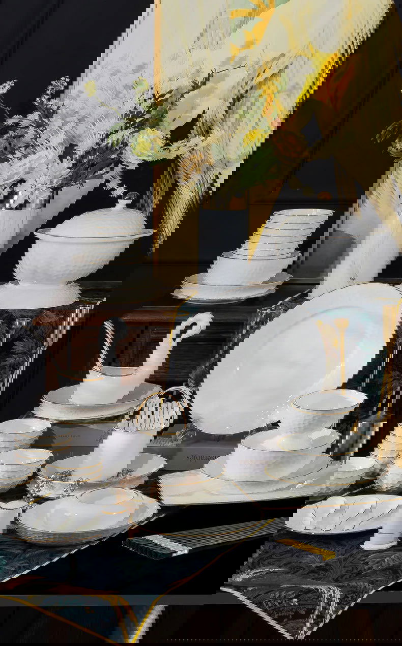 Jingdezhen Ceramic Tableware Set, Hand-painted Phnom Penh Water Cube Creative Bone Porcelain Bowls and Dishes for Home Use - Grand Goldman