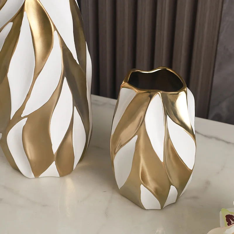 Luxurious Gold Painted Ceramic Vases High-End Urn Personalized Living Room and Porch Decoration Modern European Style Amphora Cabinet Home Ornament Abstract and Refined Design - Grand Goldman
