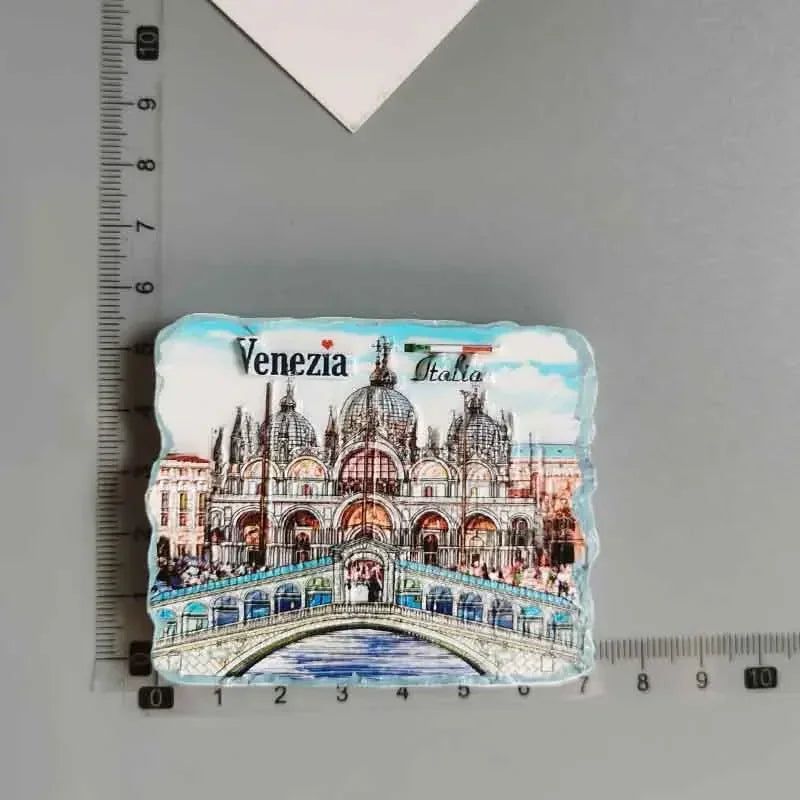 Milan Fridge Magnets Italy Landmark Tourism Memorial Decorative Crafts Turtles Bus Bike Magnet Fridge Magnets Home Decoration - Grand Goldman