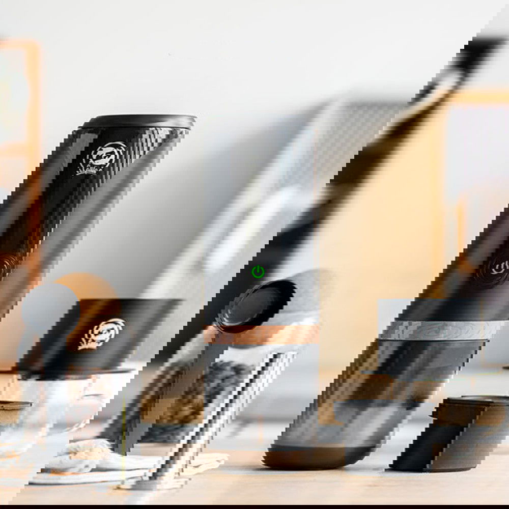 Multifunctional One-key Extraction Outdoor Portable Car Coffee Machine - Grand Goldman