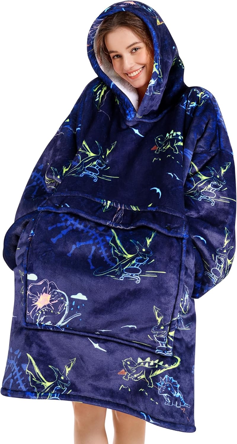 Narecte Oversized Blanket Hoodie Blanket for Women,Wearable Blanket Adult Giant Hoodie Cozy Sweatshirt Kawaii Stuff,Birthday Gifts for Women, for Sister,Teen Girl Gifts Strawberry - Grand Goldman