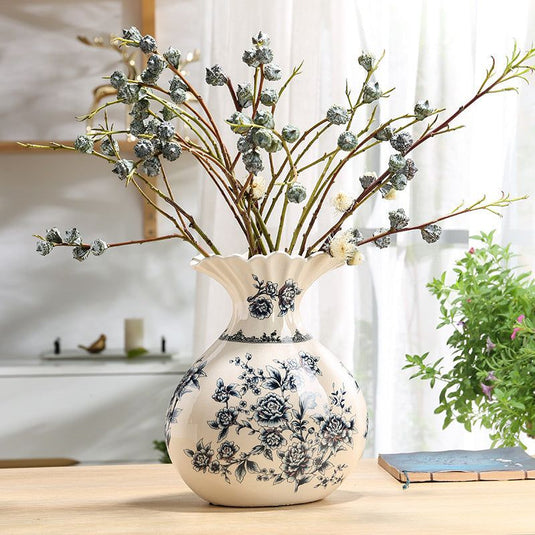New Chinese Style Retro Blue And White Porcelain Vase - Grand Goldman