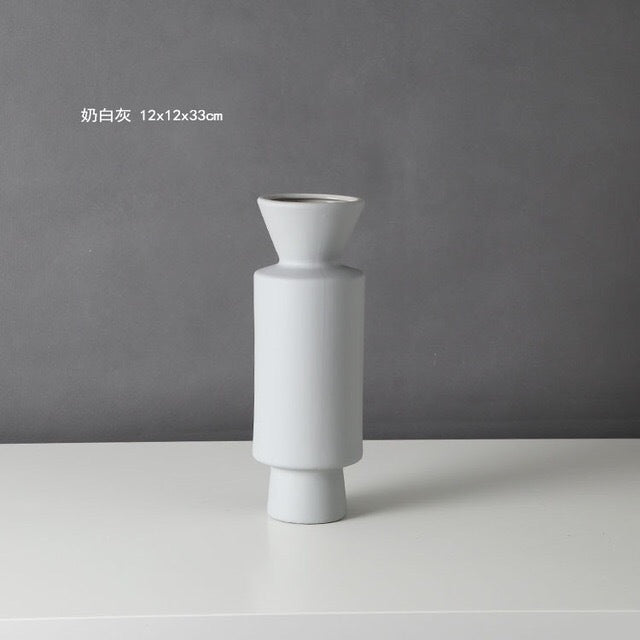 Nordic modern style ceramic vase - Grand Goldman