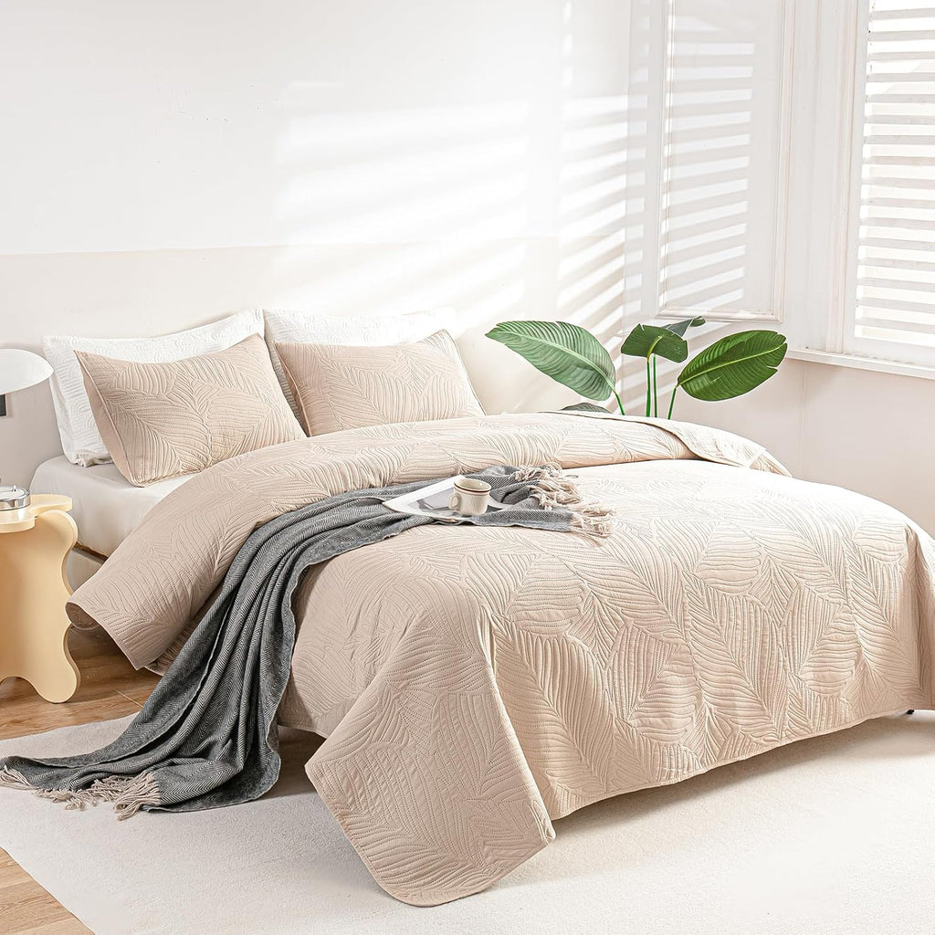 OARAGE Queen Quilt Bedding Set Soft Lightweight Beige Bedspread with Leaf Pattern,Ultrasonic Microfiber Bed Coverlet Full Size for All Season (1 Quilt, 2 Shams) - Grand Goldman