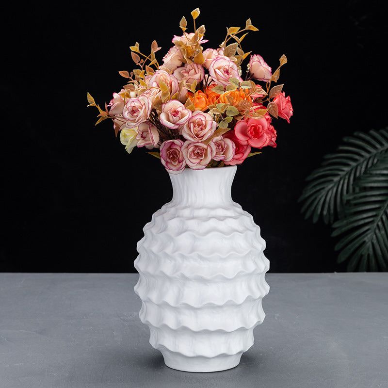 Pure Color Irregular Wave Ceramic Vase - Grand Goldman