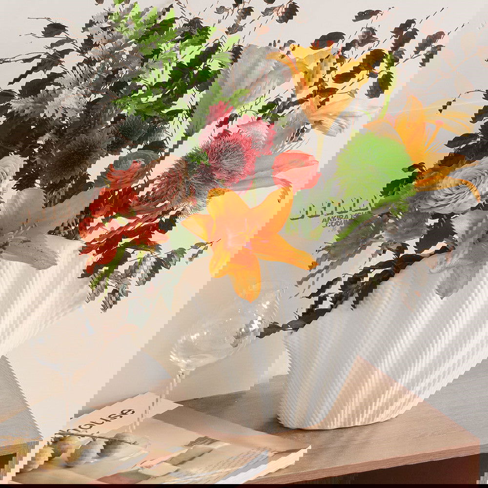 Quiet Wind Handmade Ceramic Vase - Grand Goldman