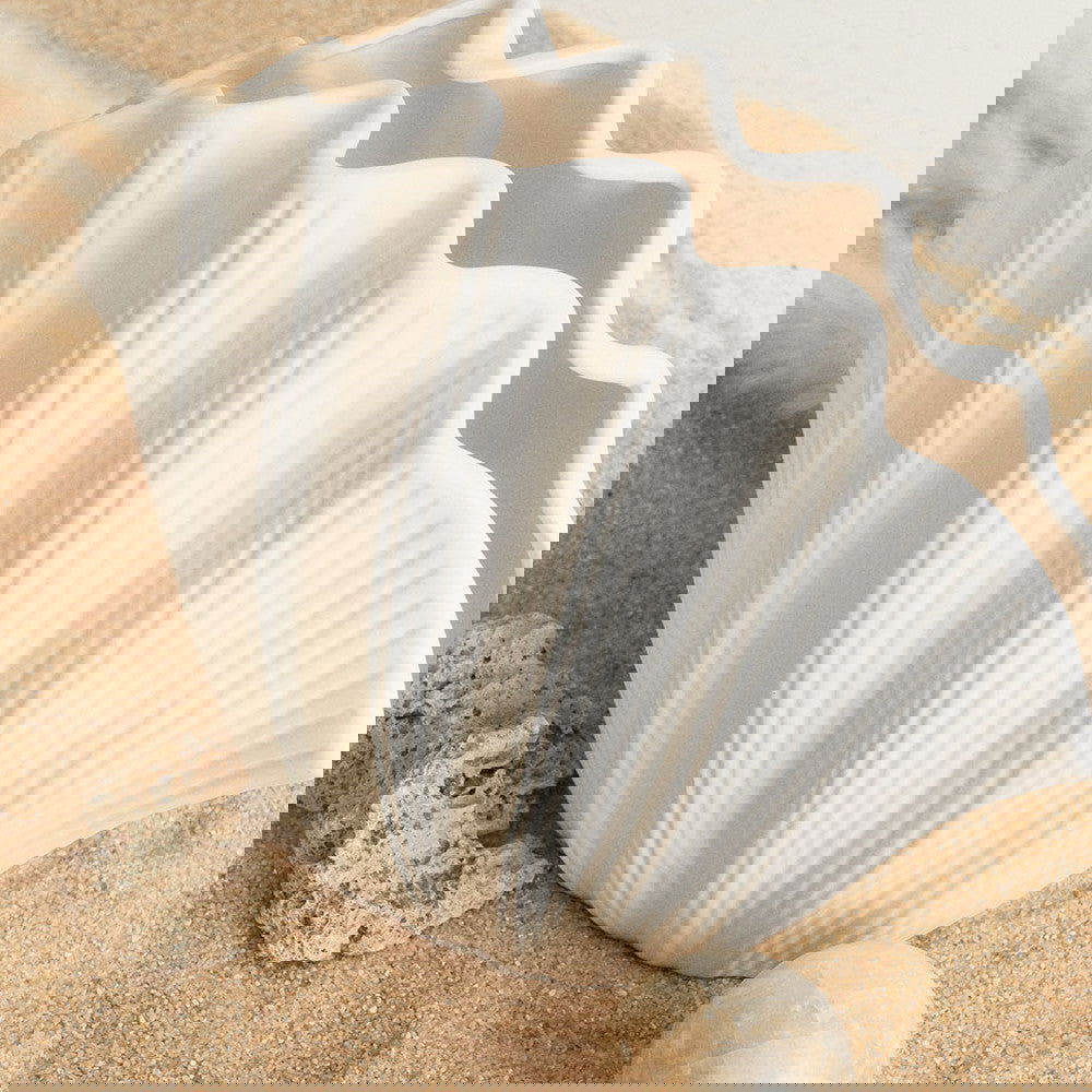 Quiet Wind Handmade Ceramic Vase - Grand Goldman