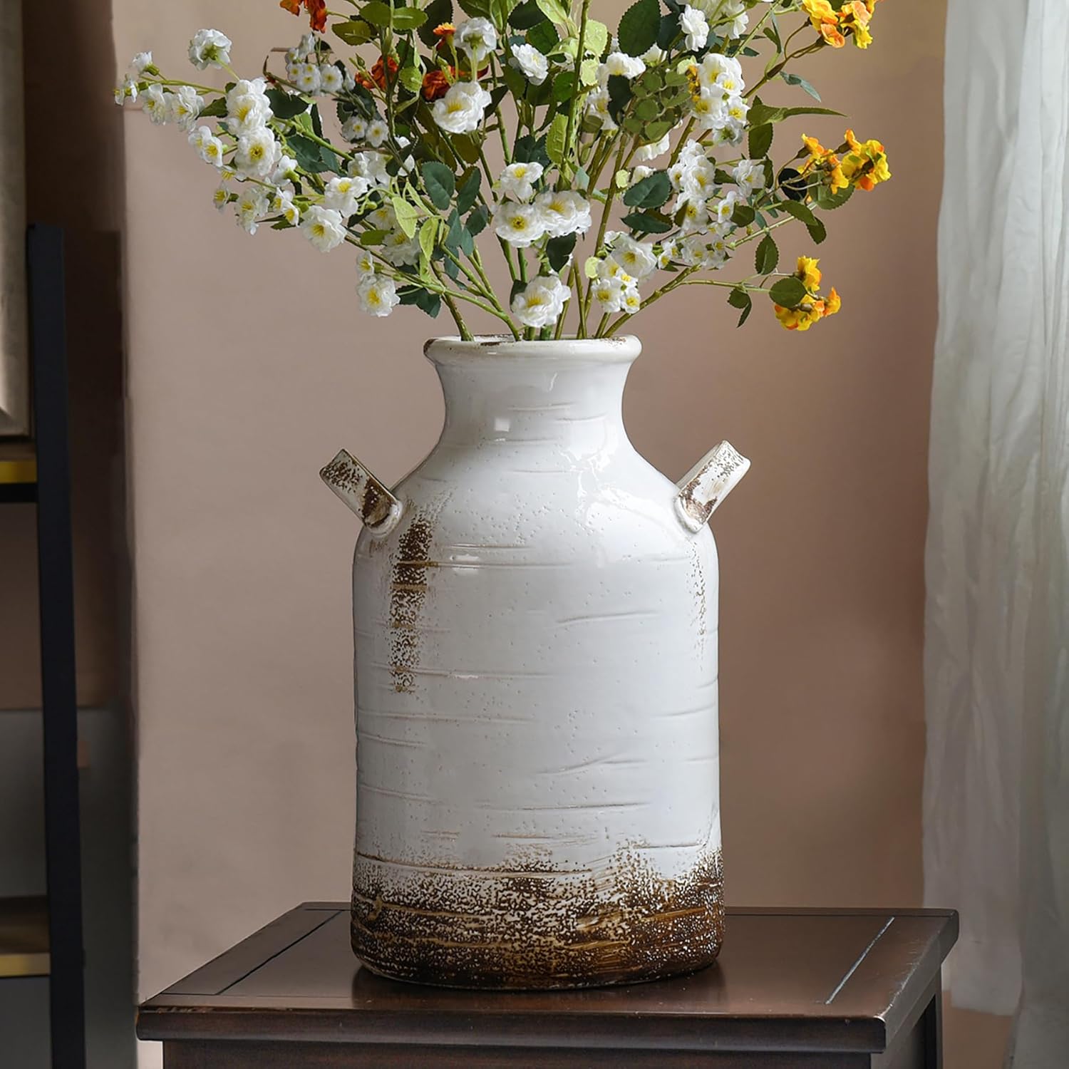 Quoowiit Ceramic Rustic Farmhouse Vase, Distressed Decorative Flower Vase for Home Decor, Ideal Shelf Decor, White Boho Vase for Living Room Bedroom Kitchen Office Decor Centerpiece Table Decorations - Grand Goldman
