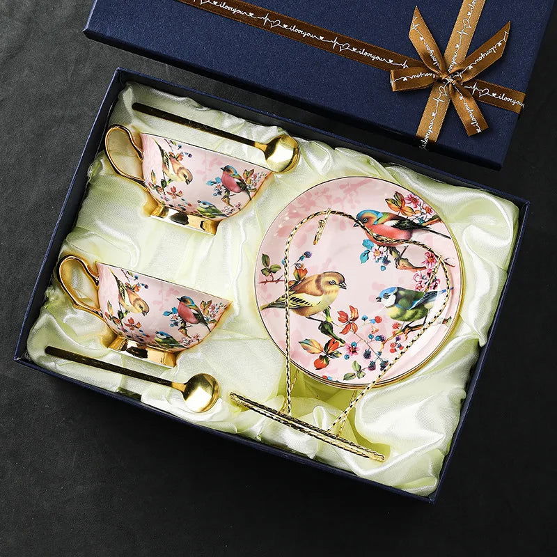 ROYAL BIRDS Elegant European Bone China Coffee Cup Set with Hand-Painted Bird Motifs Light Pink and Gold Ideal for Afternoon Tea High-End Birthday Gift Office Home Use Includes Saucers and Golden Spoons in Premium Gift Box - Grand Goldman