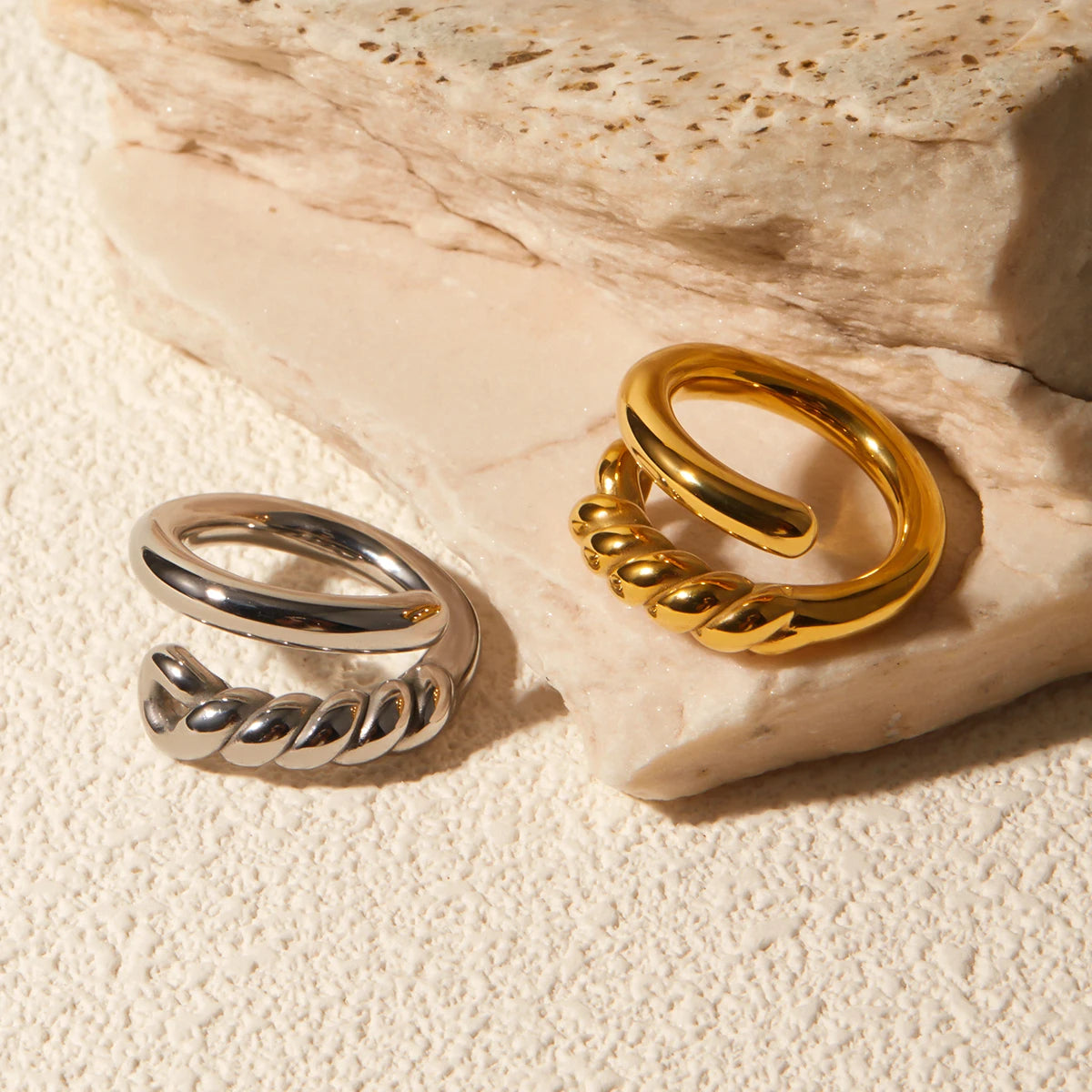 18k vergoldeter Damenring aus Edelstahl mit Metallknoten, offenem Geflecht, Statement-Textur, klobigen Ohrringen, Partygeschenk