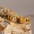 18K PVD forgyldt brede C-formede øreringe indlæg hvid zirconia rustfrit stål Kvinder Statement karakteristiske rustsikre smykker