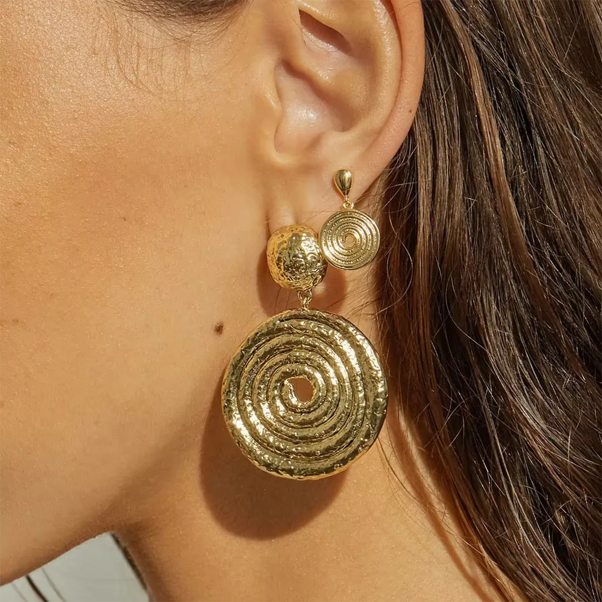 Orecchini a filo a goccia d'acqua in acciaio inossidabile placcati in metallo oro 18K alla moda Gioielli con fascino elegante браслеты женские Regalo estivo