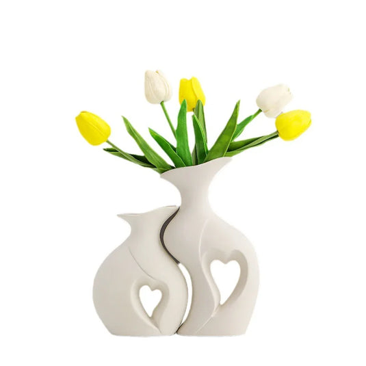 Hear Shaped White/Beige Ceramic Vase Set of 2 for Modern Home Decor Lover Flower Pots Nordic Minimalist Decor