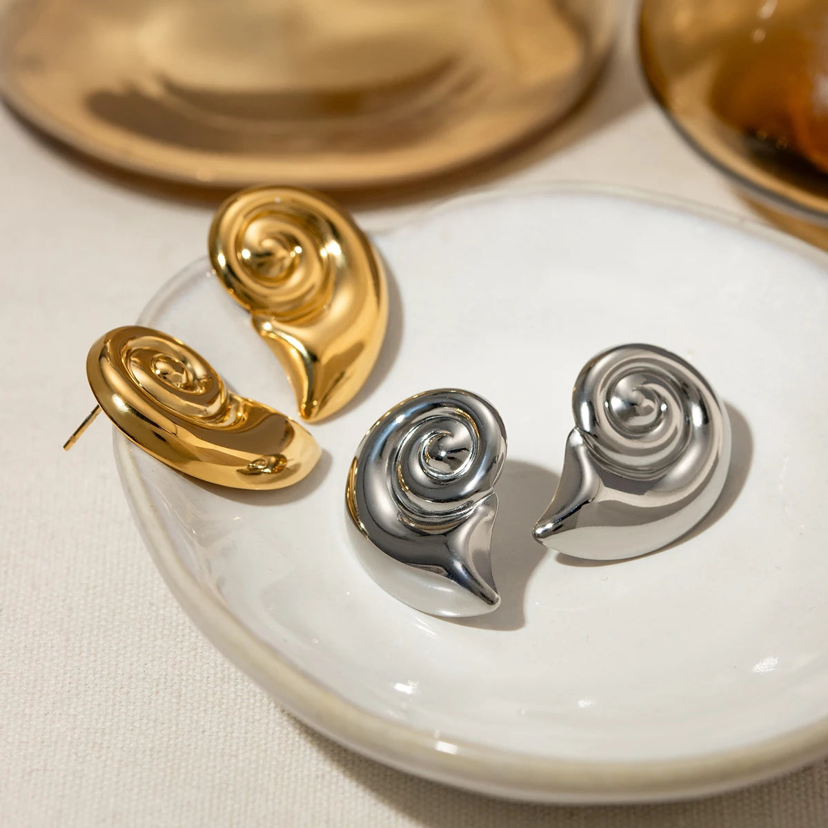 Charm Puffs Design 18K Stainless Steel Metal Rust Proof Conch Spiral Shape Earrings Waterproof Jewelry Aretes Women