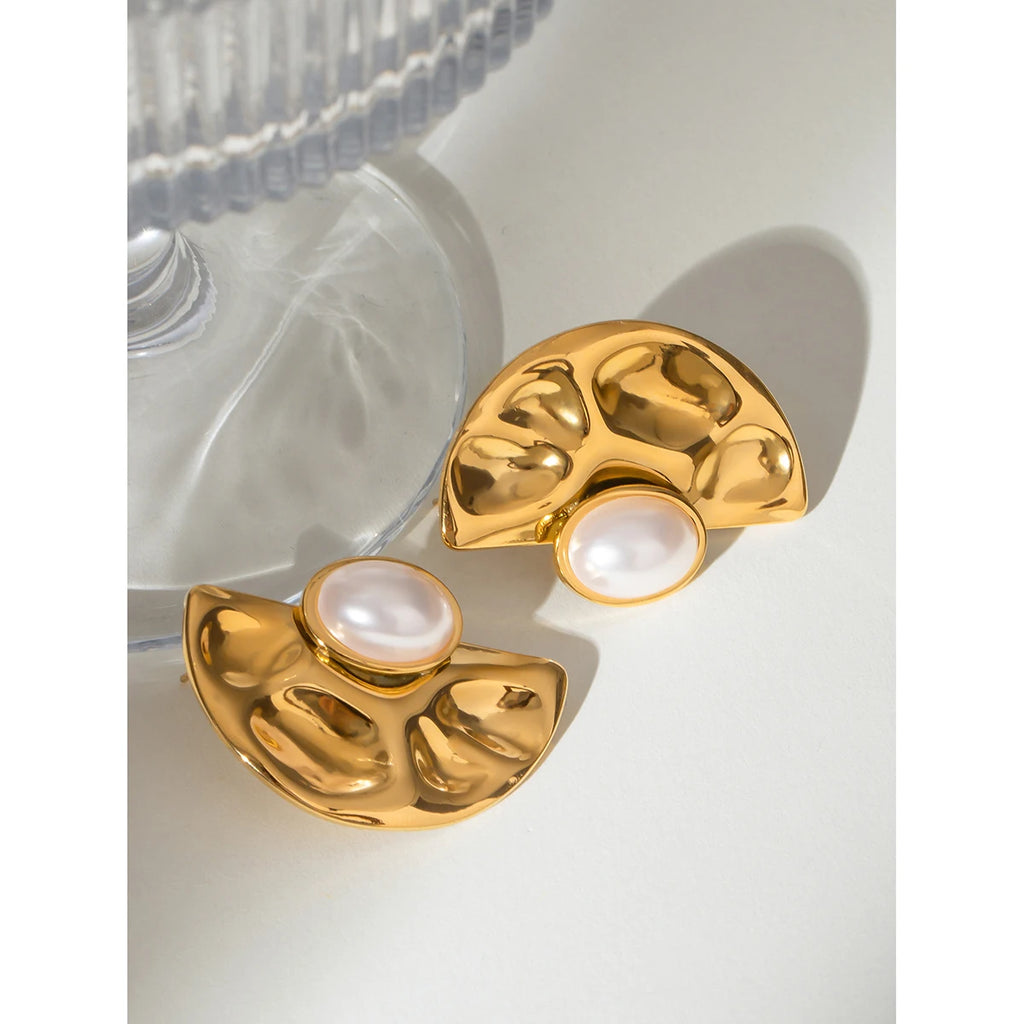 Stainless Steel 18k Gold Plated Vintage Imitation Shell Bead Fan-shaped Hammer Earrings Women Temperament Fashion Charm Jewelry