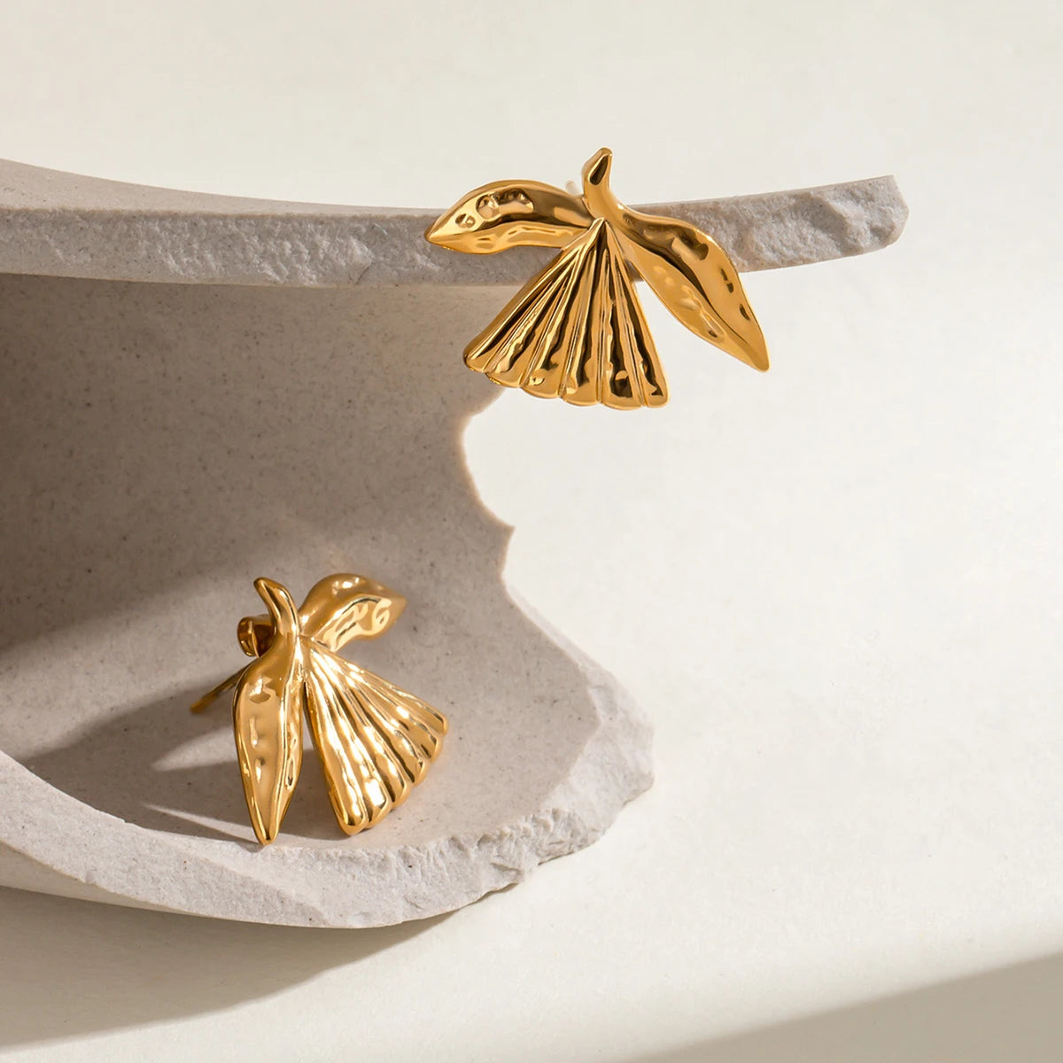 Minimalist 18k Gold Plated Smooth Pigeon Earrings Stainless Steel Women Rust Proof Anti Allergic Gala Gift Jewelry Bijoux