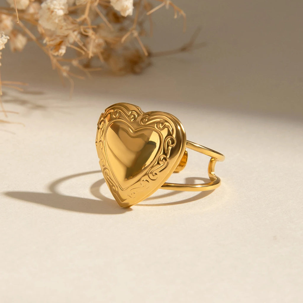 18K Gold Plated Charm Romantic Pattern Love Heart Photo Box Adjustable Open Ring Women Anti Allergic Gala Gift Jewelry